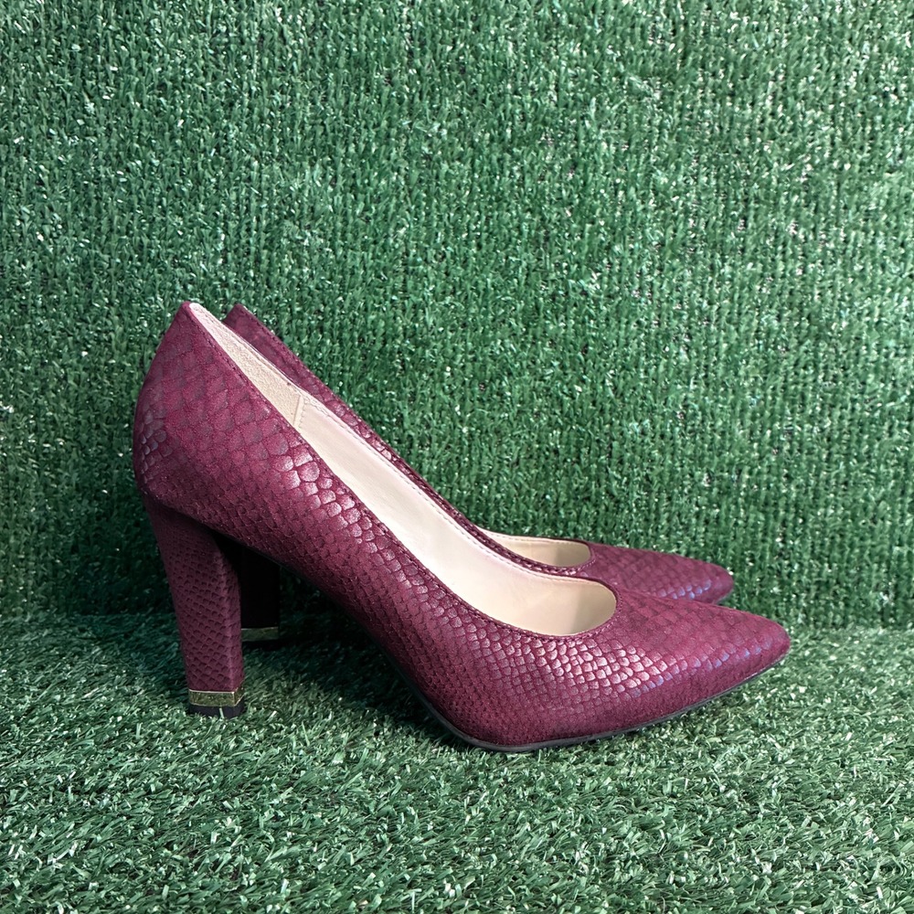 Anne Klein AK7TONIA Snakeskin Pointed Toe Block Heel Pump Burgundy Womens 6.5M